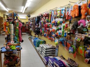 Grand choix de litière et de produits santé pour chats chez Heidi de la rue Masson à Montréal